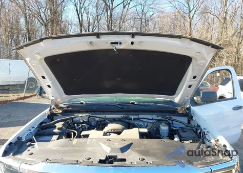 2018 Chevrolet Silverado 1500 Wt z USA, uszkodzony, nr VIN 1GCNCNEC9JZ299921